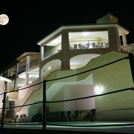 Hotel Castello Budoni Exterior photo