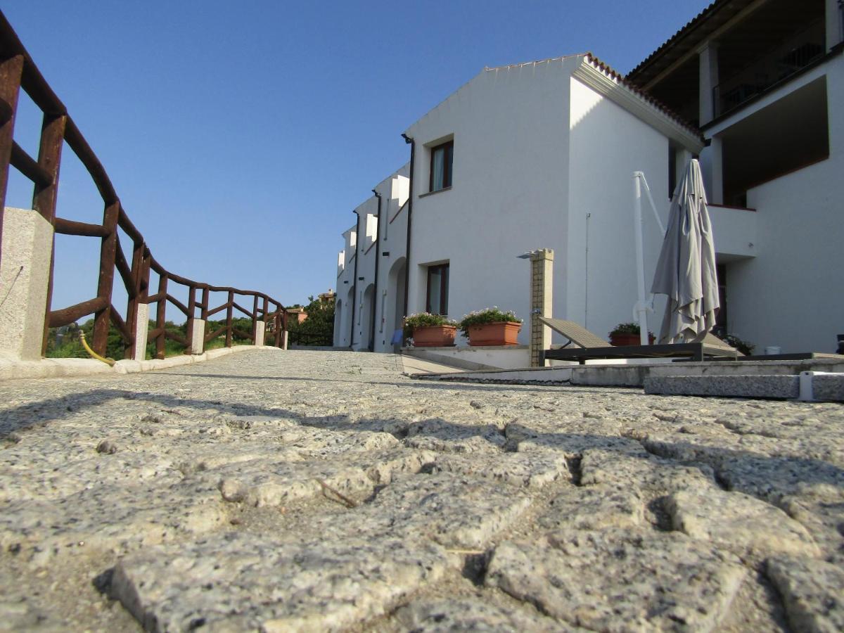 Hotel Castello Budoni Exterior photo