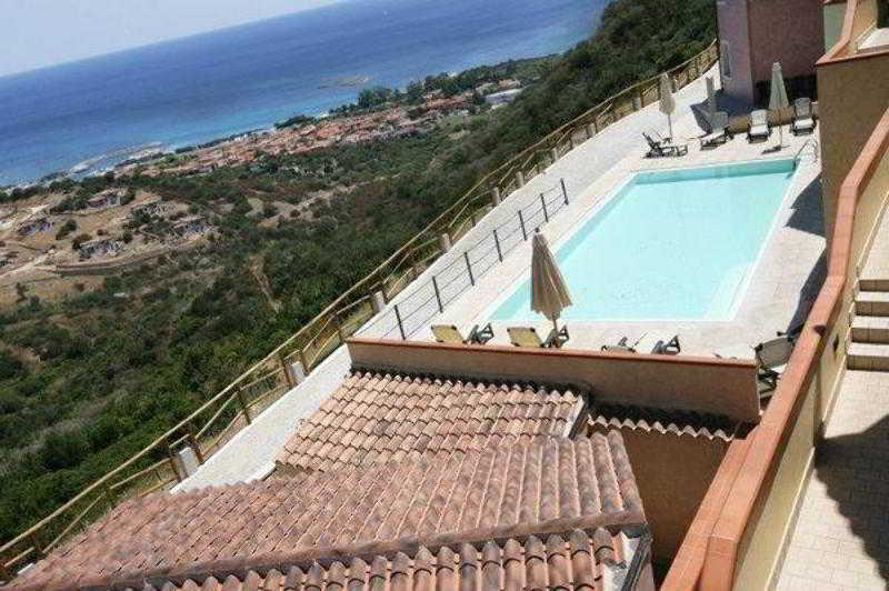 Hotel Castello Budoni Exterior photo