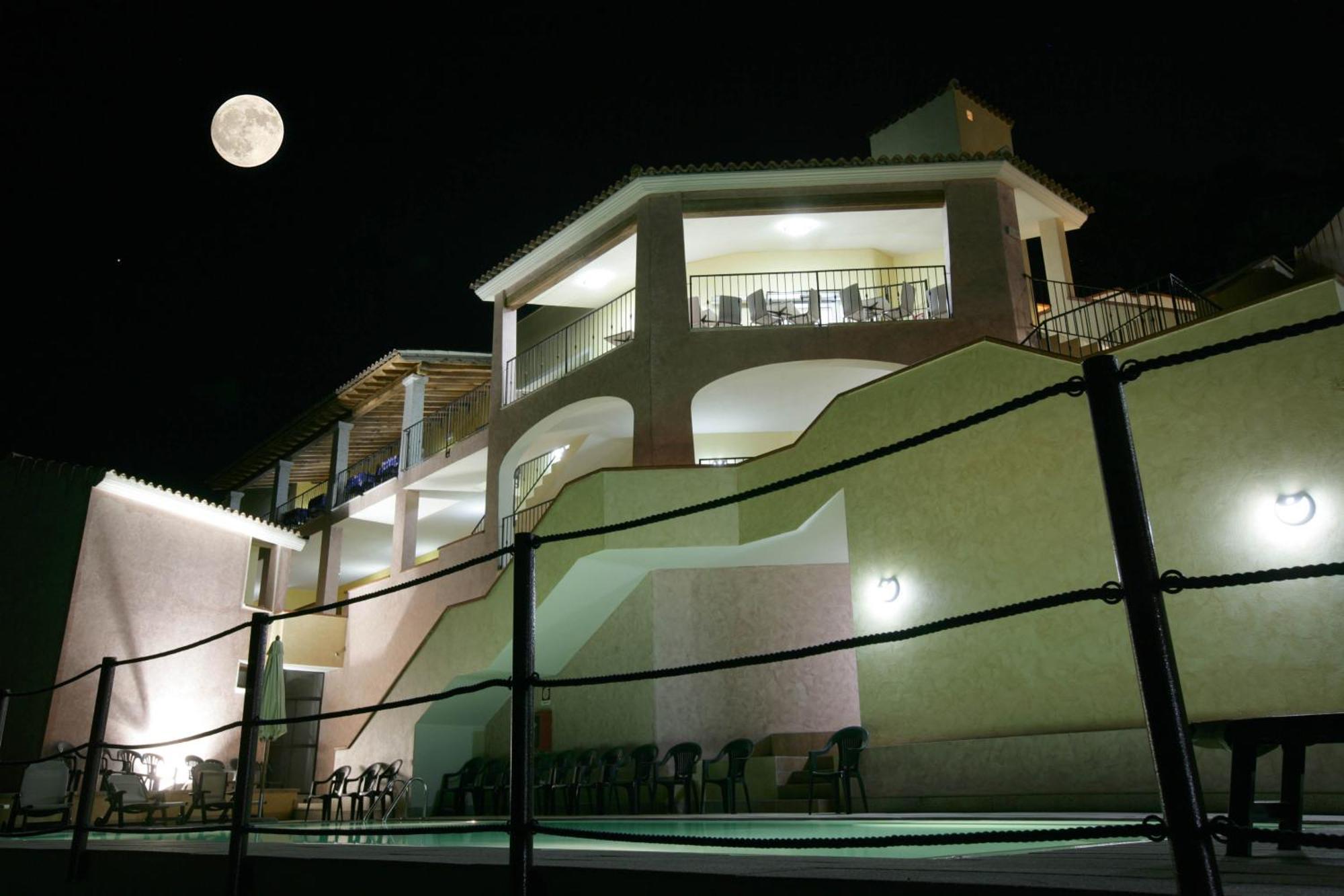 Hotel Castello Budoni Exterior photo