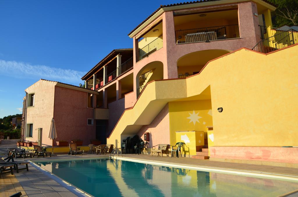 Hotel Castello Budoni Exterior photo