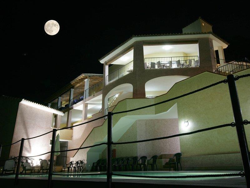 Hotel Castello Budoni Exterior photo